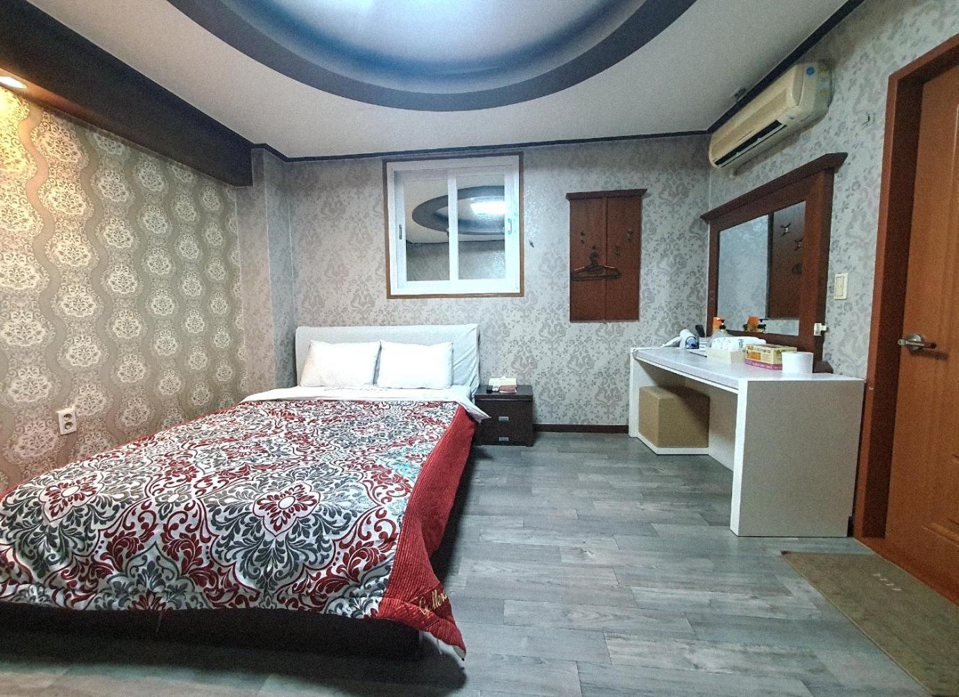 Galleria Hotel Andong Bagian luar foto
