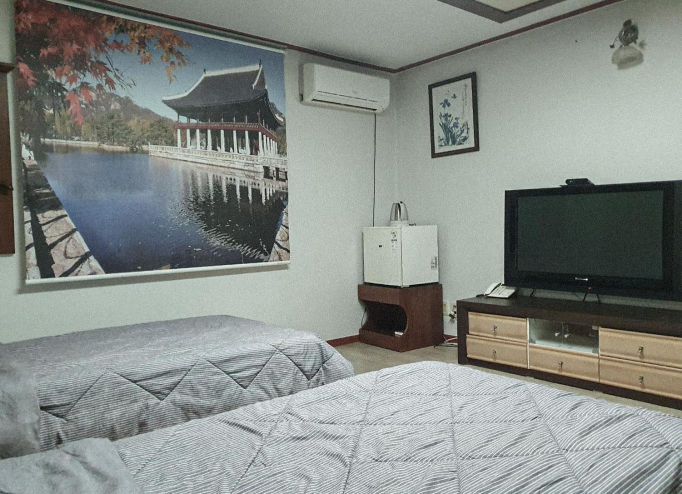 Galleria Hotel Andong Bagian luar foto